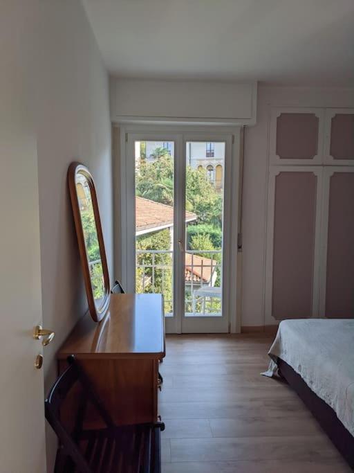 Breathtaking Lake View In The Heart Of Stresa Luaran gambar
